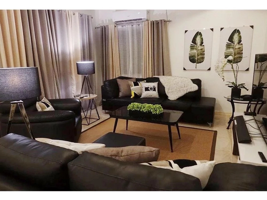 Here is the luxurious rustic house of Erika Padilla and her husband Jeffrey Cariaso Here is the luxurious rustic house of Erika Padilla and her husband Jeffrey Cariaso