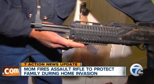 Mom Is Home With 2 Kids When She Sees 3 Punks Breaking In. Now Watch Her SHOCK Them All... Mom Is Home With 2 Kids When She Sees 3 Punks Breaking In. Now Watch Her SHOCK Them All...