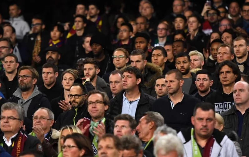 Liverpool manager converts his players to football fans Liverpool manager converts his players to football fans