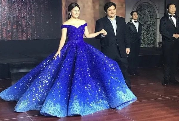 Sosyalan talaga! Netizens' reaction upon seeing the photos from Isabelle Duterte's lavish debut party: "Pang-royalty ang dating!" Sosyalan talaga! Netizens' reaction upon seeing the photos from Isabelle Duterte's lavish debut party: "Pang-royalty ang dating!"