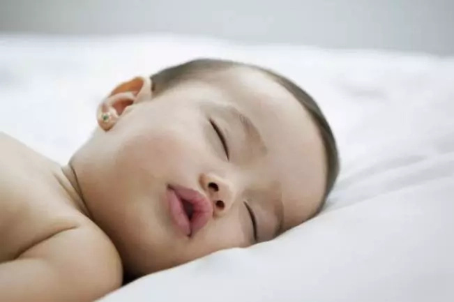 After this, you will never take photos of people in sleep! After this, you will never take photos of people in sleep!