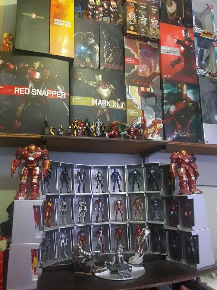 Kinarir ang koleksyon! Pinoy Ironman Action Figure Collector shares his unbelievable hobby Kinarir ang koleksyon! Pinoy Ironman Action Figure Collector shares his unbelievable hobby