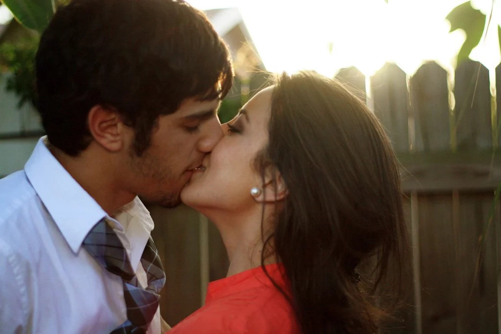 5 wonderful reason to share a kiss frequently 5 wonderful reason to share a kiss frequently