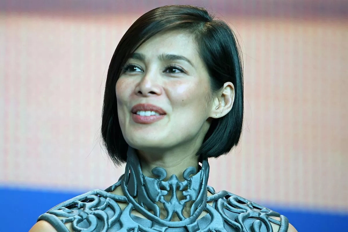 Sophisticated Filipina celebrities at 40! These are the top 10 ever radiant and elegant true Pinay actresses who still look stunningly beautiful @40. Sophisticated Filipina celebrities at 40! These are the top 10 ever radiant and elegant true Pinay actresses who still look stunningly beautiful @40.