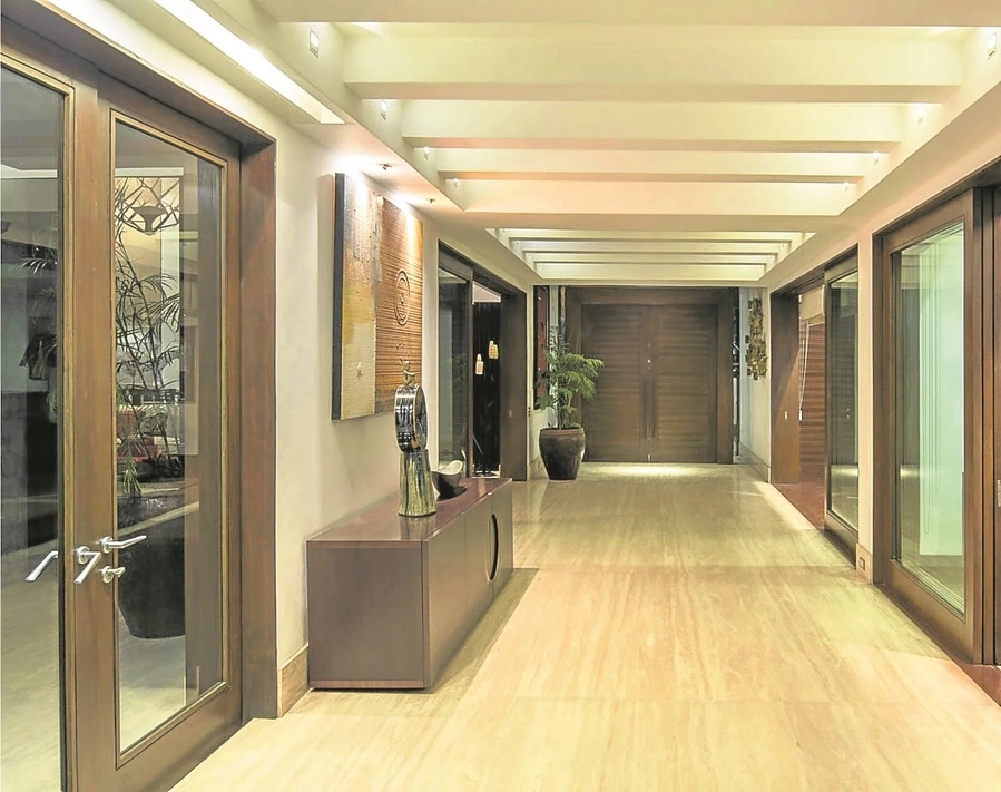 Nakakalula sa ganda at laki! Take a glimpse inside the lavish PHP388 million mansion of Manny and Jinkee Pacquiao Nakakalula sa ganda at laki! Take a glimpse inside the lavish PHP388 million mansion of Manny and Jinkee Pacquiao