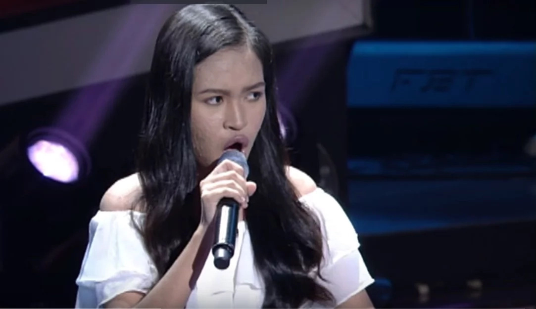 Pinay singer stuns crowd with powerful viral performance Pinay singer stuns crowd with powerful viral performance