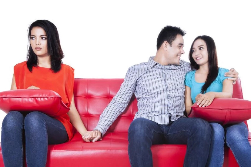 How to catch a cheater? Use these tips and signs How to catch a cheater? Use these tips and signs
