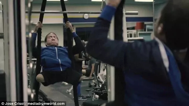 Man, 32, who suffers from spina bifida amputated both his legs and hit the gym to reduce his pain (photos) Man, 32, who suffers from spina bifida amputated both his legs and hit the gym to reduce his pain (photos)