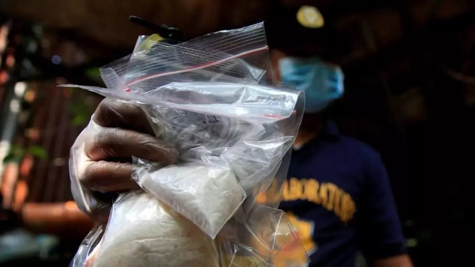 Duterte urged to deal with root cause of drug addiction Duterte urged to deal with root cause of drug addiction