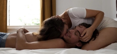 Here is how long a man should last in bed to please her completely
