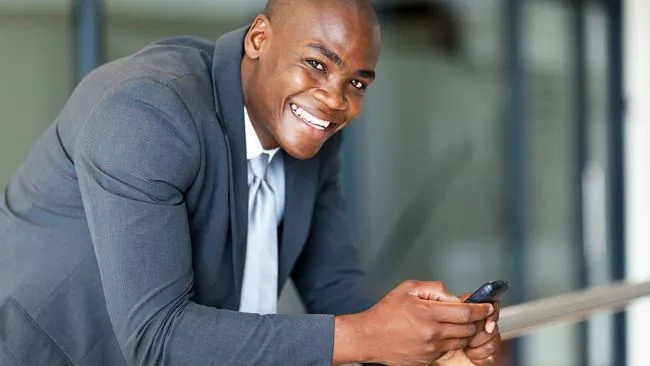 Interesting names men use to save women's phone contacts