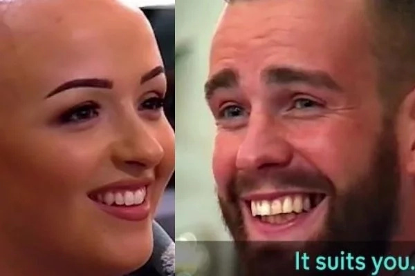 A Girl Takes Off Her Wig While On A Date, And Her Dating Partner's Reaction Is Priceless! A Girl Takes Off Her Wig While On A Date, And Her Dating Partner's Reaction Is Priceless!