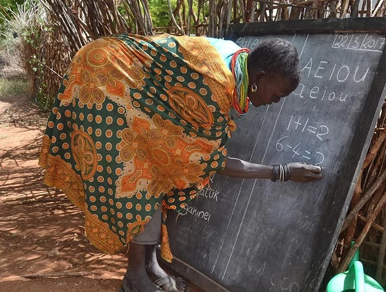 This secondary school dropout runs literacy classes in poverty-stricken Ugandan region (photos) This secondary school dropout runs literacy classes in poverty-stricken Ugandan region (photos)