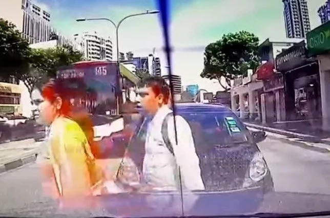 Woman Hit By Bus And Everything Gets Recorded Woman Hit By Bus And Everything Gets Recorded
