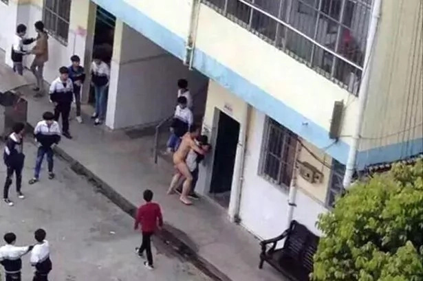 Naked janitor disrupts recess Naked janitor disrupts recess