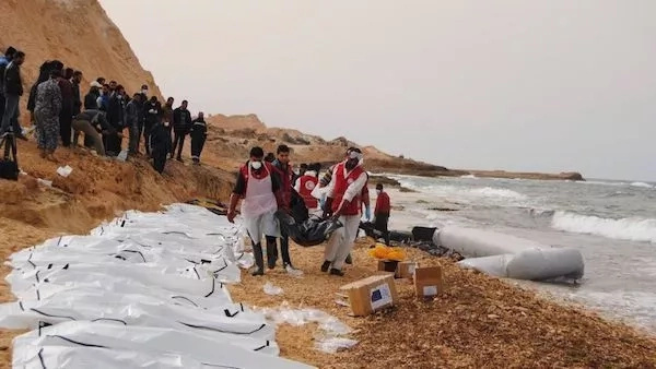 Sad! 74 migrants DROWN off the coast of Libya after traffickers remove engine from their boat (photos)