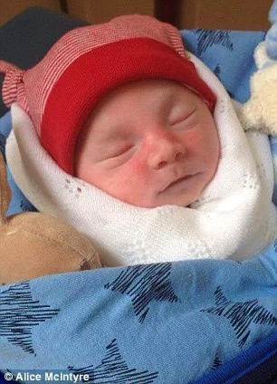 This mother kept her stillborn baby for 15 days This mother kept her stillborn baby for 15 days