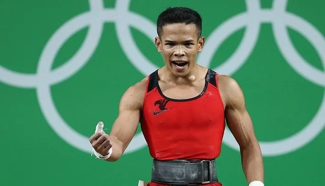 Thai Olympic medalist loses grandmother while celebrating Thai Olympic medalist loses grandmother while celebrating