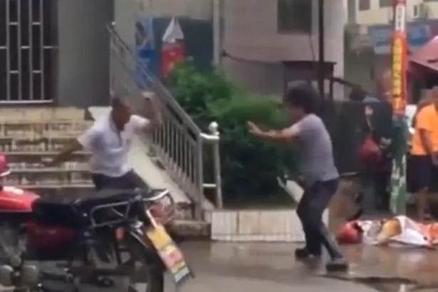Kung Fu masters in China get into a weird street fight Kung Fu masters in China get into a weird street fight
