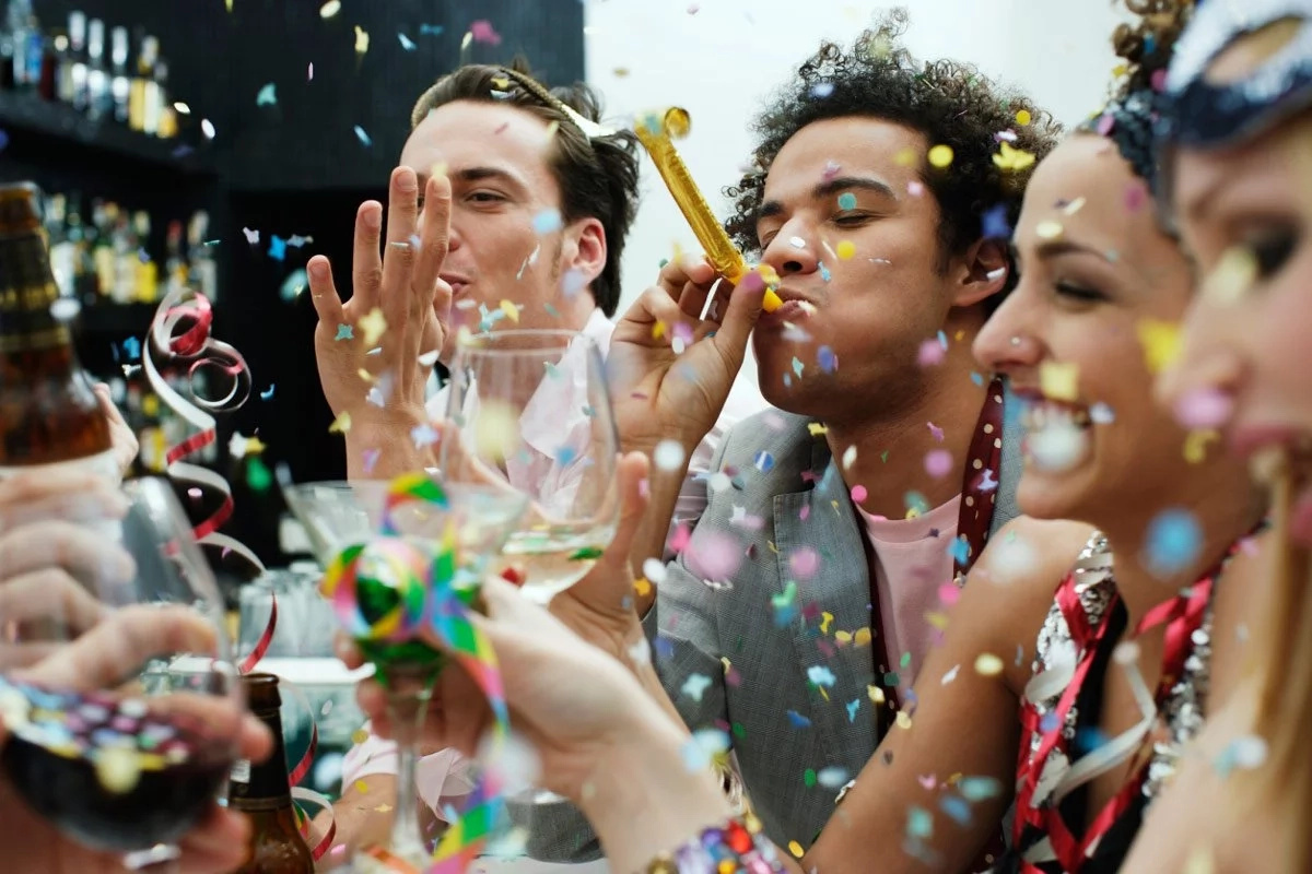 Guy Throws Surprise Party To Catch His Cheating Wife Guy Throws Surprise Party To Catch His Cheating Wife