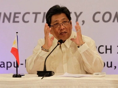 Aquino's former communications secretary faces graft cases
