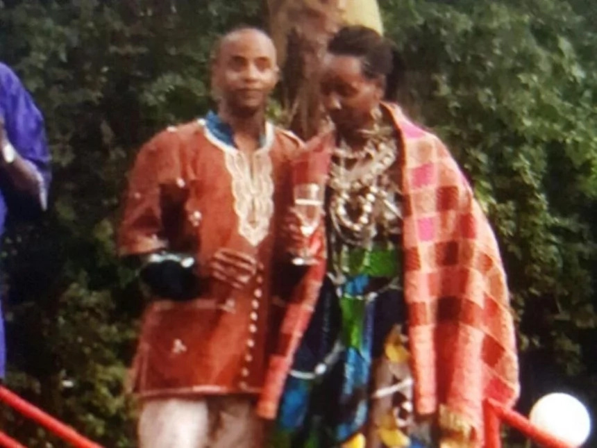 Jomo weds girlfriend in traditional Kikuyu ceremony