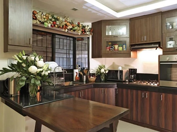 Laguna mansion ni Alden Richards nagpapakita ng totoong karangyaan Laguna mansion ni Alden Richards nagpapakita ng totoong karangyaan