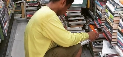 This construction worker has inspired netizens because of this touching reason