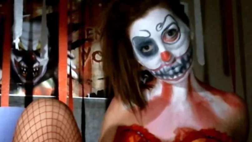 Clown Craze Has People Searching For This REALLY STRANGE Porn Clown Craze Has People Searching For This REALLY STRANGE Porn