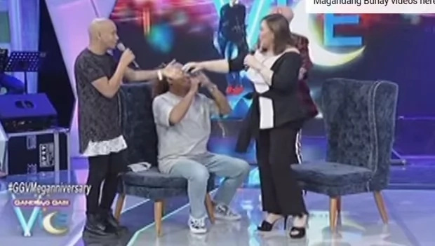 Sharon Cuneta shows off her flexible legs on GGV Sharon Cuneta shows off her flexible legs on GGV
