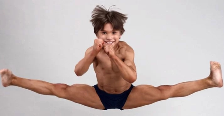 Do you remember this boy named "Little Hercules"? Here is how he looks today... Do you remember this boy named "Little Hercules"? Here is how he looks today...