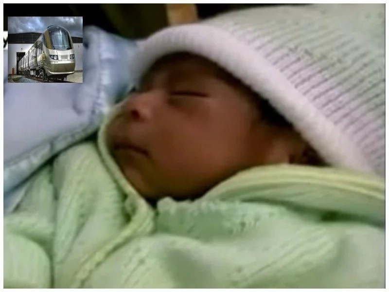 Woman, 31, unexpectedly goes into labour, gives birth to healthy baby girl at train station Woman, 31, unexpectedly goes into labour, gives birth to healthy baby girl at train station