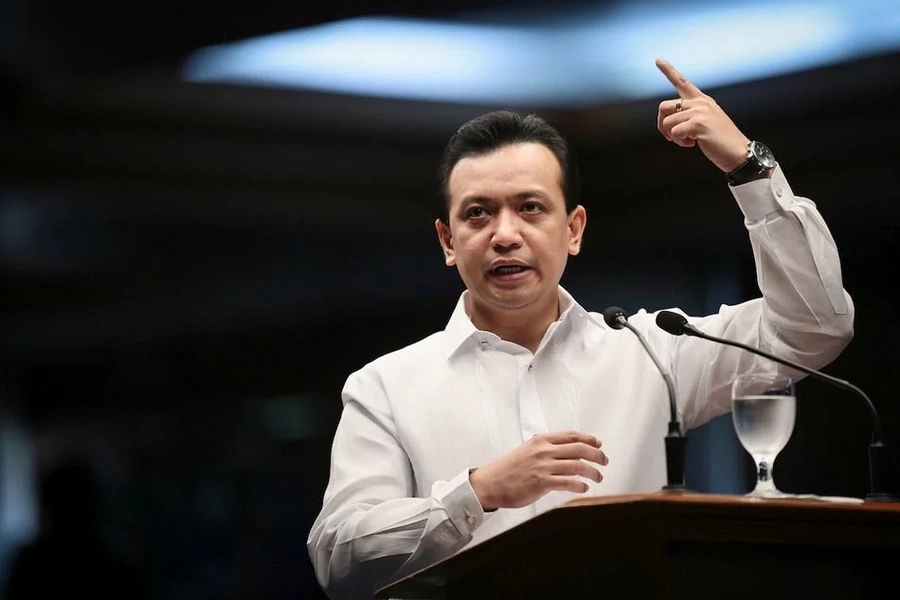 Hindi na welcome sa Davao! Senator Trillanes was declared as persona non grata by Davao City Council Hindi na welcome sa Davao! Senator Trillanes was declared as persona non grata by Davao City Council