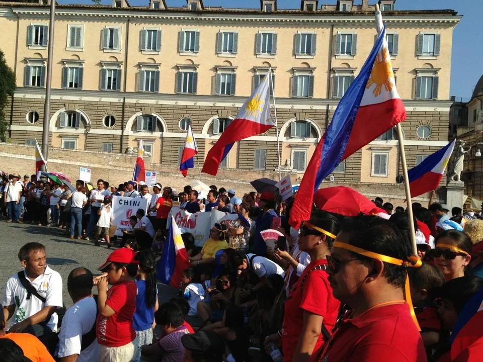 PH Officials Encourage OFWs In Italy To Vote PH Officials Encourage OFWs In Italy To Vote