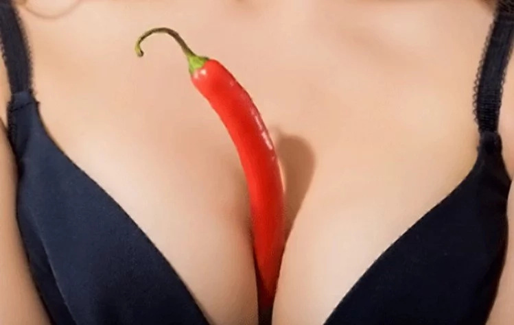 Husband rubs HOT CHILLI on wife’s PANTS after finding 2 used condoms in her bag