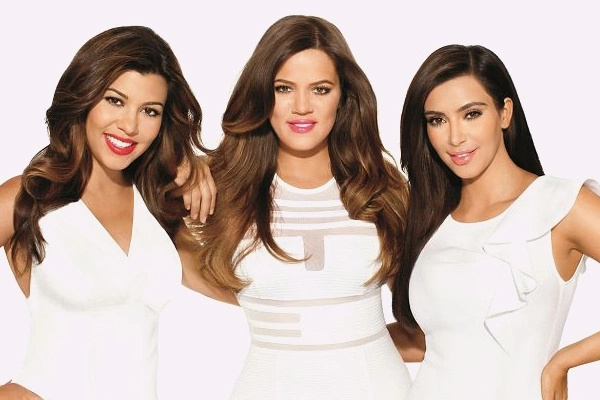 Top Things That Kardashians and Royal Family Have In Common.-RumourJuice.