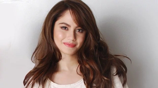 Jessy Mendiola shows off pole dancing skills in Araneta Jessy Mendiola shows off pole dancing skills in Araneta