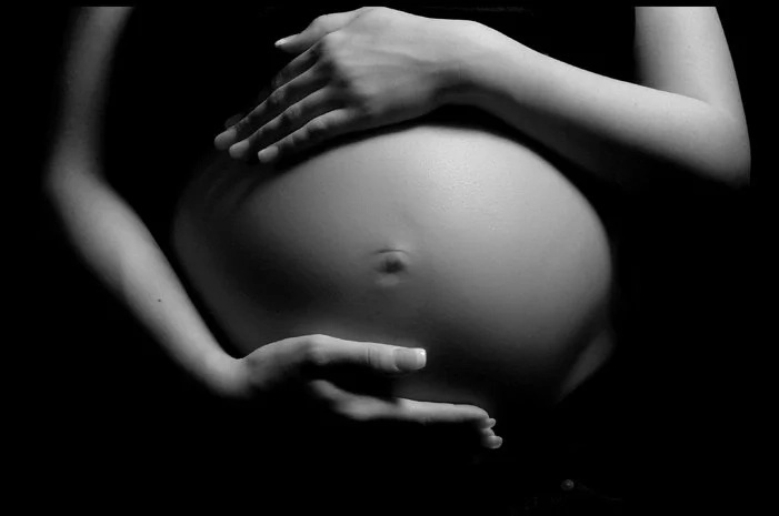 30-year-old man paid his best friend salary to impregnate his wife, what followed next is LAUGHABLE!