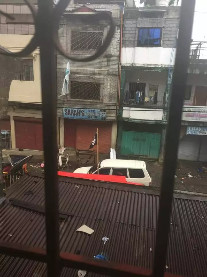 LATEST: Marawi City has now been invaded by Isis LATEST: Marawi City has now been invaded by Isis