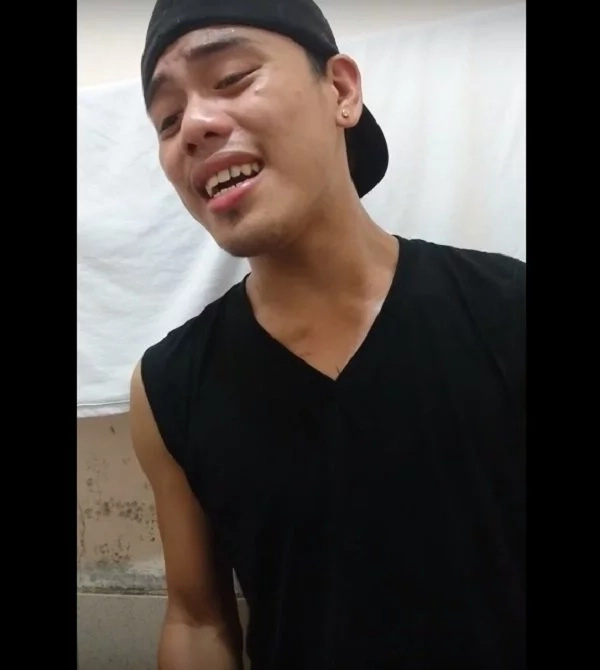 Talented Pinoy singer hits social media with emotional song Talented Pinoy singer hits social media with emotional song