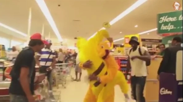 Pokémon real life battle ensues in supermarket Pokémon real life battle ensues in supermarket