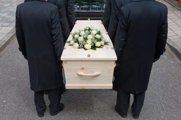 Man, 24, returns stolen mortuary van after finding corpse at the back, steals another vehicle