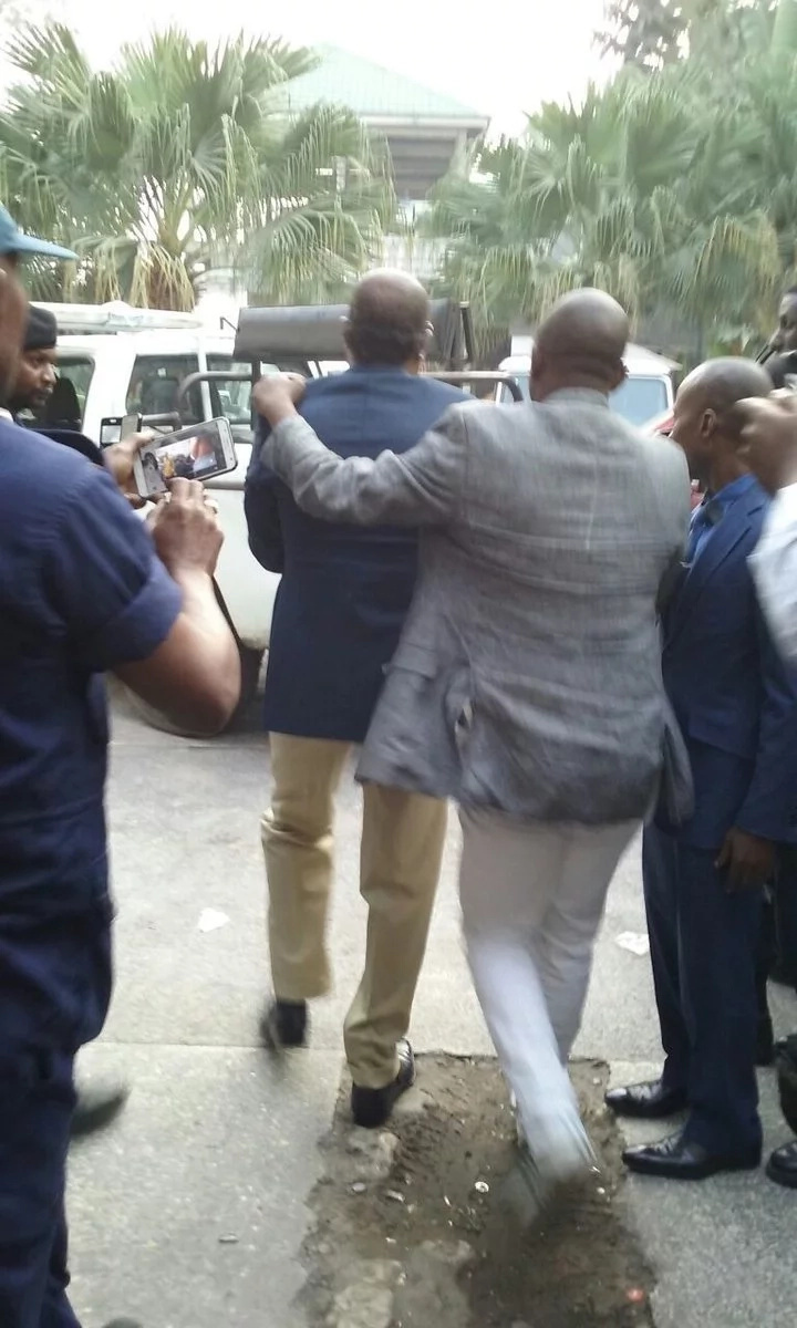 Breaking! Koffi Olomide arrested in Kinshasa - knt254