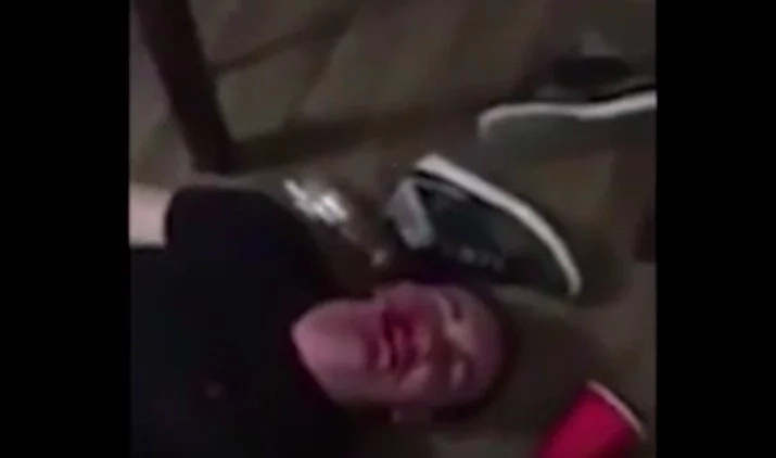 Guy Stands Up To His Bully And Destroys Him In Seconds Guy Stands Up To His Bully And Destroys Him In Seconds