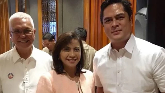 WATCH: Leni joins Duterte cabinet meeting on China, drugs WATCH: Leni joins Duterte cabinet meeting on China, drugs
