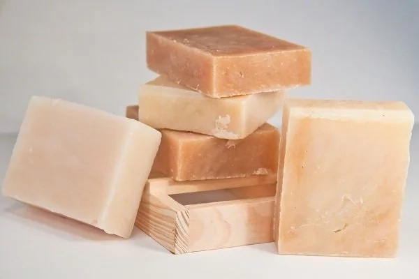 Never Take Toiletries From Hotels! They Are More Valuable And Viable Than You Think. Never Take Toiletries From Hotels! They Are More Valuable And Viable Than You Think.