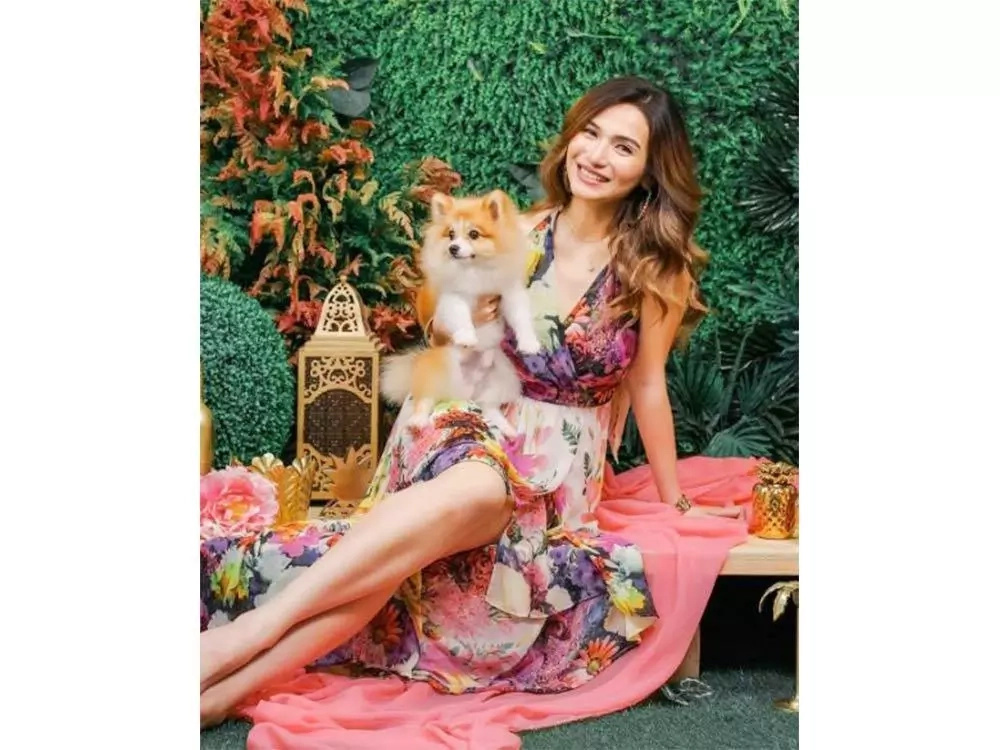 Stunning Jennylyn Mercado's Birthday Photo Shoot Will Convince You She Hasn't Age a Bit Stunning Jennylyn Mercado's Birthday Photo Shoot Will Convince You She Hasn't Age a Bit