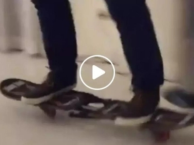 Plus pogi points! Handsome Ian Veneracion shows off impressive wave boarding skills that will make you fall in love