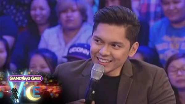 Carlo Aquino's tweet sends kilig vibes among netizens - Is it for Angge? Carlo Aquino's tweet sends kilig vibes among netizens - Is it for Angge?