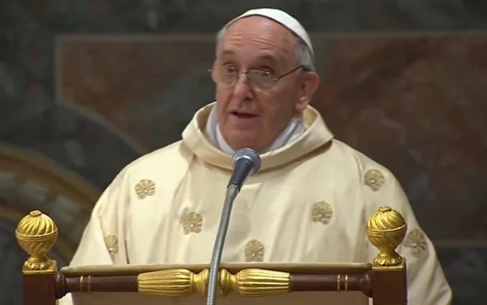 "Better to be atheist than greedy CHRISTIAN" – Pope Francis denounces hypocrite believers